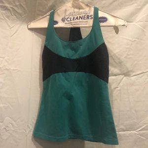 Zohba women’s athletic tank top.